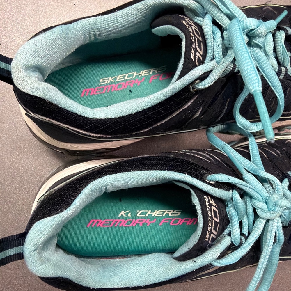 Skechers D'Lites Memory Foam Women's Trail Walking Sneakers Black Blue Size 7.5 - Picture 7 of 9